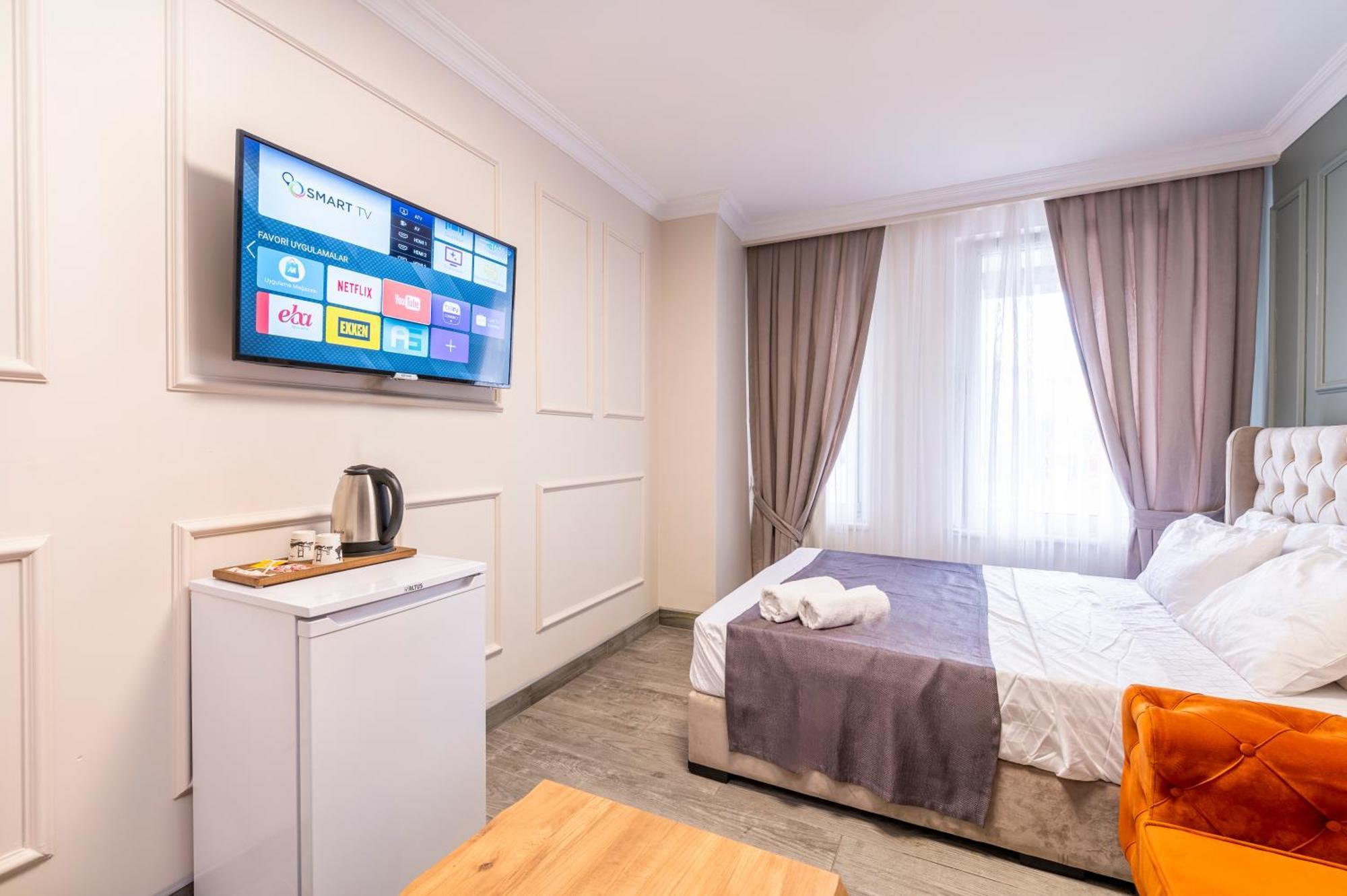 Royal Luxury Hotels Suites Istanbul Exterior photo